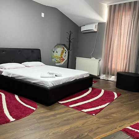 Hotelwhite Gjilan Exterior photo