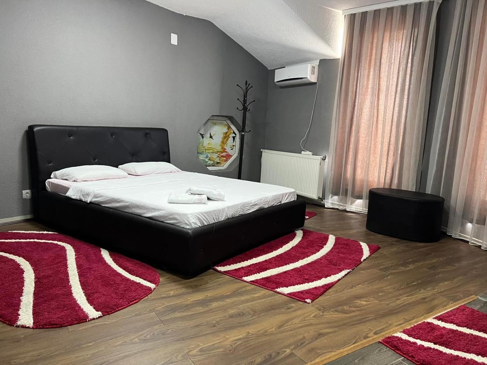 Hotelwhite Gjilan Exterior photo